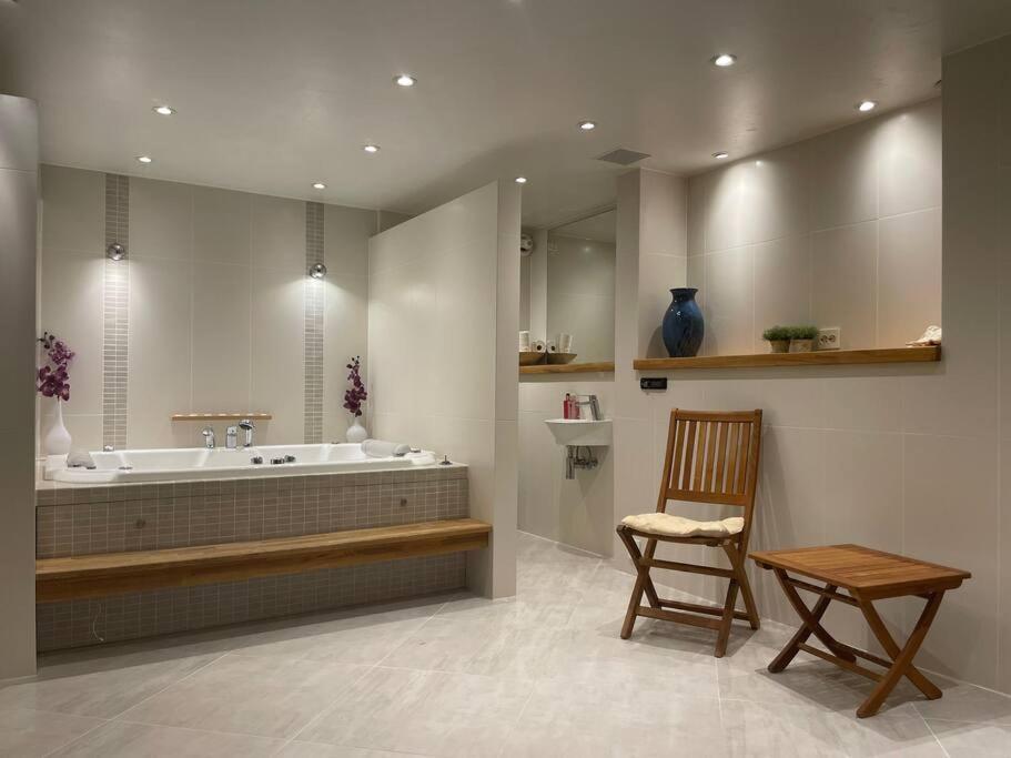 Appartement Modern In Quiet Neighborhood
